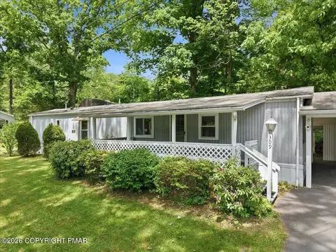 309 Harry Ln, Stroudsburg, PA 18360