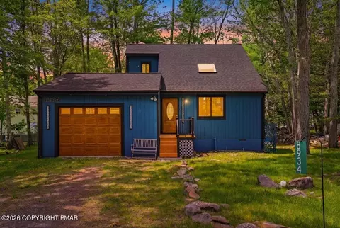 8934 Deerfield Rd, Tobyhanna, PA 18466