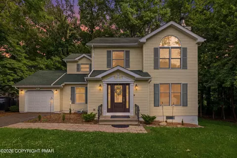 284 Mary St, East Stroudsburg, PA 18301