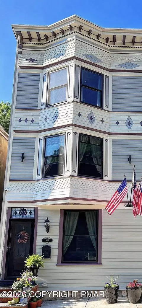 169 W Broadway, Jim Thorpe, PA 18229