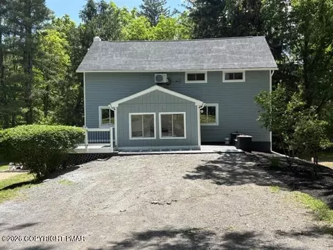 210 Victory Ln, Stroudsburg, PA 18360