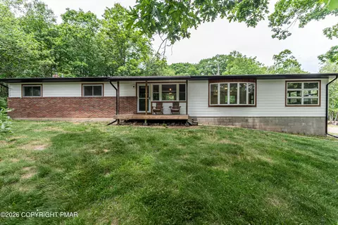 6011 Running Valley Rd, Stroudsburg, PA 18360