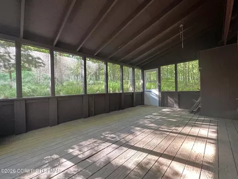 Exterior - 1095 Deer E, Bushkill, PA 18324 photo 2 of 3