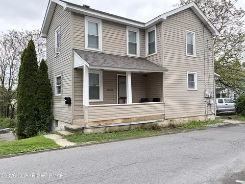 218 Moyallen St, Wilkes Barre, PA 18702