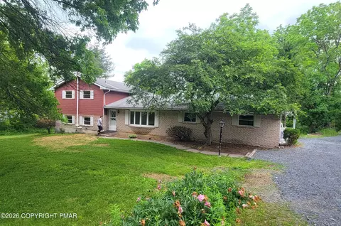 1041 Mt Tom Rd, East Stroudsburg, PA 18301