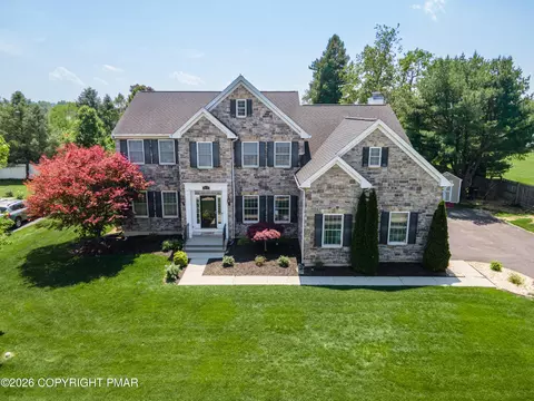 1410 Lorton Dr, Easton, PA 18040