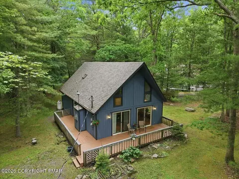13 Teddyuscung Trl, Albrightsville, PA 18210