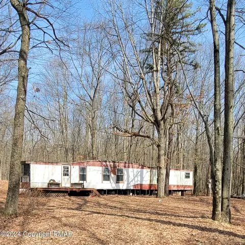 479 Jonas Rd, Effort, PA 18330