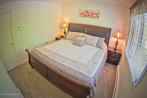 Bedroom - 6306 Decker Rd, Bushkill, PA 18324 photo 2 of 9