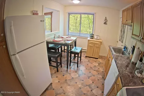 Dining - 6306 Decker Rd, Bushkill, PA 18324 photo 2 of 3