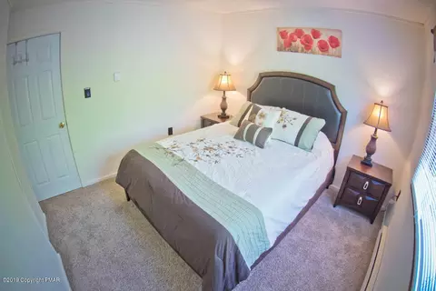 Bedroom - 6306 Decker Rd, Bushkill, PA 18324 photo 6 of 9