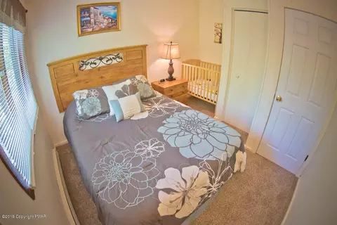 Bedroom - 6306 Decker Rd, Bushkill, PA 18324 photo 4 of 9