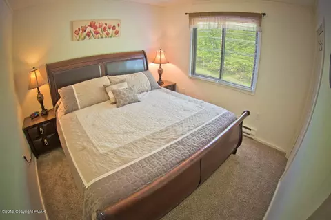 Bedroom - 6306 Decker Rd, Bushkill, PA 18324 photo 1 of 9