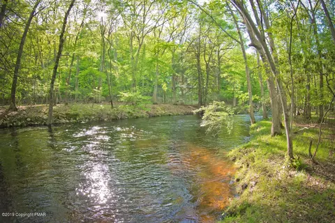 View/Area - 6306 Decker Rd, Bushkill, PA 18324 photo 3 of 4