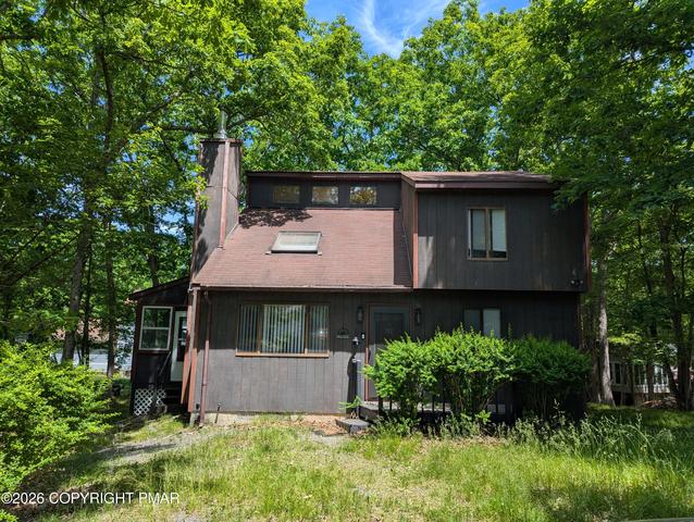 114 Oxford St, Bushkill, PA 18324