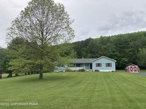 199 Five Springs Rd, Stroudsburg, PA 18360