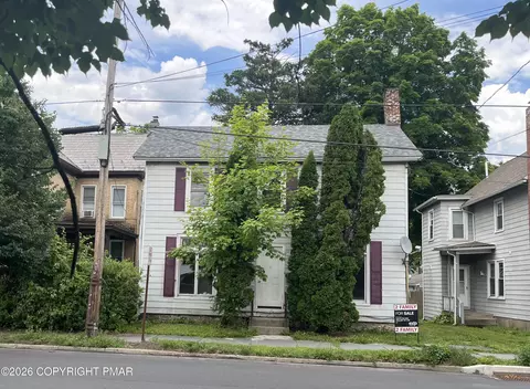 202 N Courtland St, East Stroudsburg, PA 18301
