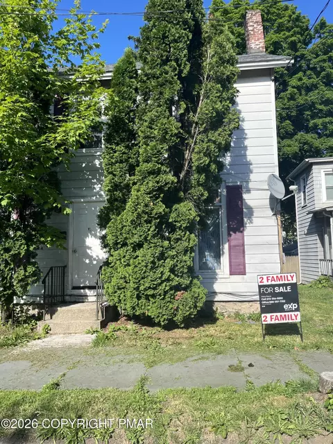 202 N Courtland St, East Stroudsburg, PA 18301
