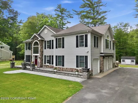 316 Ash Ter, East Stroudsburg, PA 18301