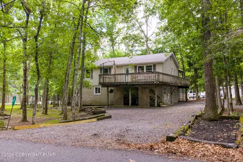95 Vista Dr, Albrightsville, PA 18210