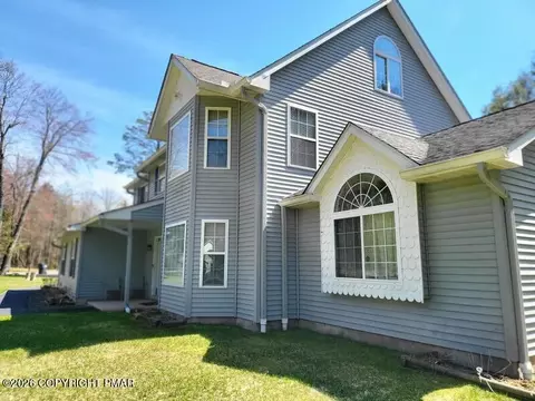 155 George Dr, Pocono Lake, PA 18347