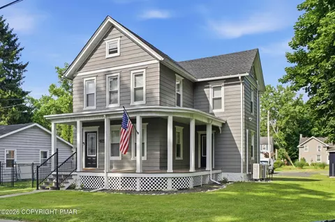 502 Pennsylvania Ave, Mount Bethel, PA 18343