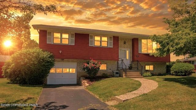 1461 1st St, Bethlehem, PA 18020