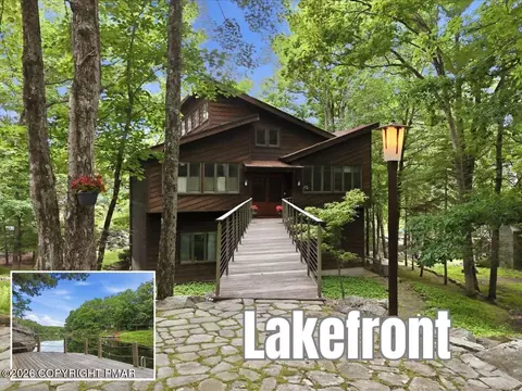 472 Log Tavern Rd, Milford, PA 18337