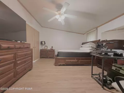 Bedroom - 890 Seybert St, Hazleton, PA 18201 photo 1 of 4