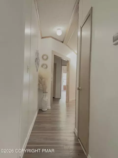 Entry Way - 890 Seybert St, Hazleton, PA 18201 photo 1 of 1