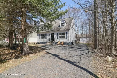 8138 Pecan Ter, Tobyhanna, PA 18466