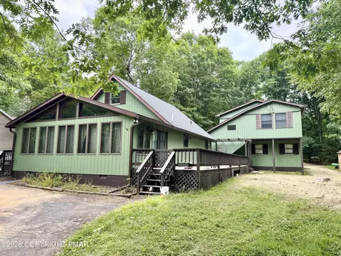 102 Indian Trl, Jim Thorpe, PA 18229