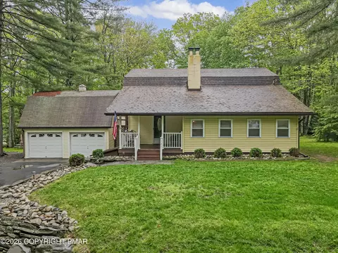 121 First Tafton Rd, Tafton, PA 18464