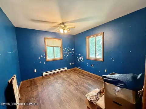 Bedroom - 1113 Elk Dr, Bushkill, PA 18324 photo 2 of 3