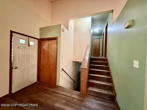 Entry Way - 1113 Elk Dr, Bushkill, PA 18324 photo 2 of 2