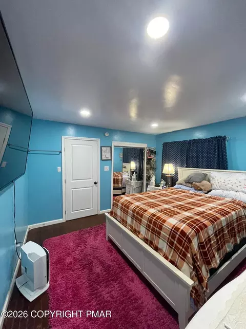 239 E Chestnut St, Hazleton, PA 18201 photo 11