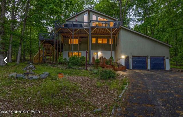 322 Brentwood Dr, Bushkill, PA 18324