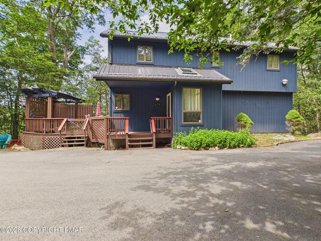 674 Glen Circle Dr, Tobyhanna, PA 18466
