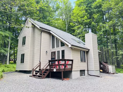 31 Ingrid Dr, Clifton Township, PA 18424