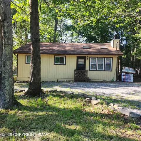 3434 Primrose Ter, Tobyhanna, PA 18466