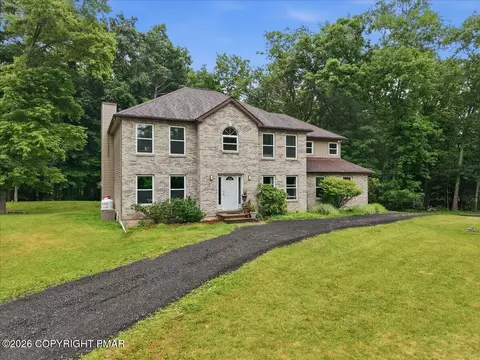 6144 Stony Brook Dr, East Stroudsburg, PA 18302