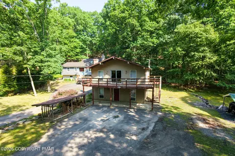 5110 Yukon Dr, East Stroudsburg, PA 18302