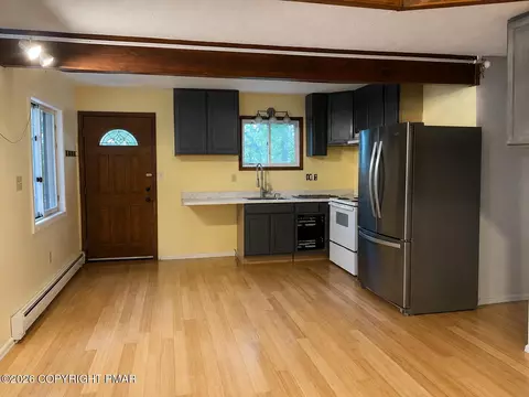 175 Salisbury Rd, Bushkill, PA 18324 photo 4