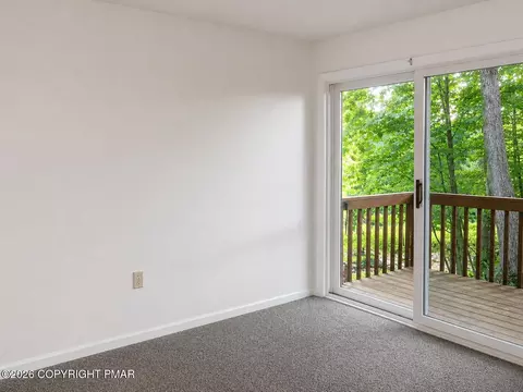 175 Salisbury Rd, Bushkill, PA 18324 photo 11