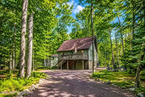 250 Wechquetank Dr, Pocono Lake, PA 18347