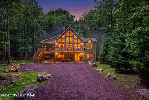 9 Skye Dr, Lake Harmony, PA 18624