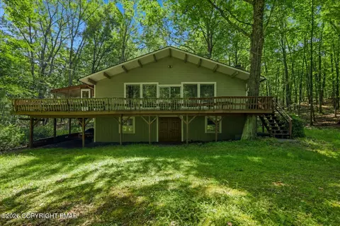 166 Pheasant Run, Bushkill, PA 18324