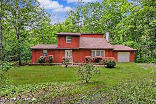 208 Murray Hill Rd, Tobyhanna, PA 18466