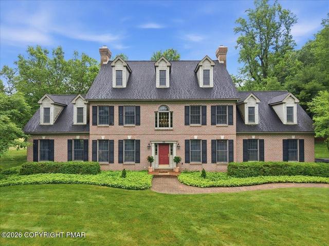 55 Church Rd, Hellertown, PA 18055