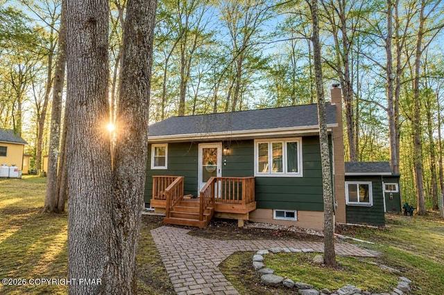 122 First Tafton Rd, Tafton, PA 18464